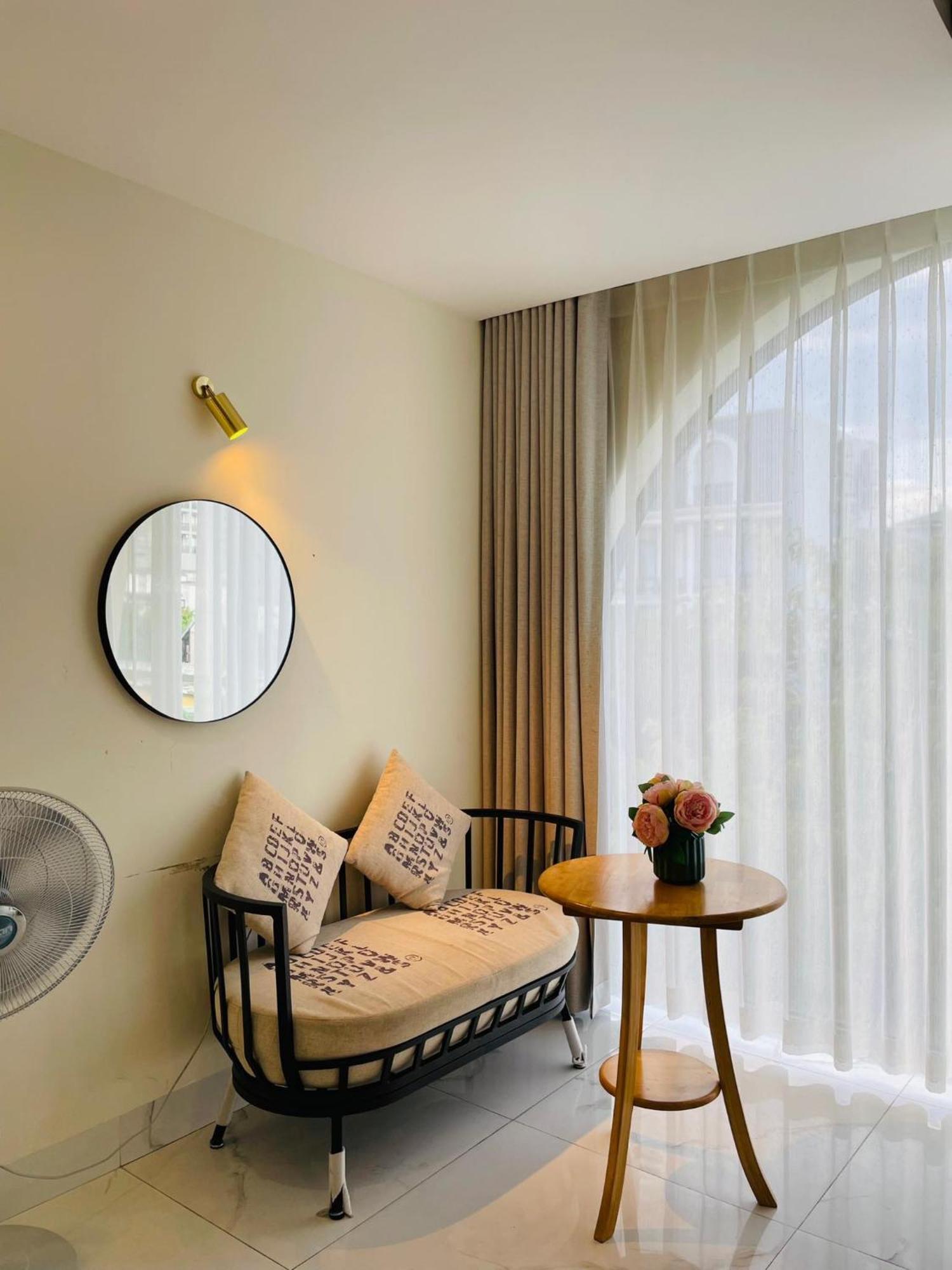 Maple Suite Hotel & Apartment Da Nang Esterno foto
