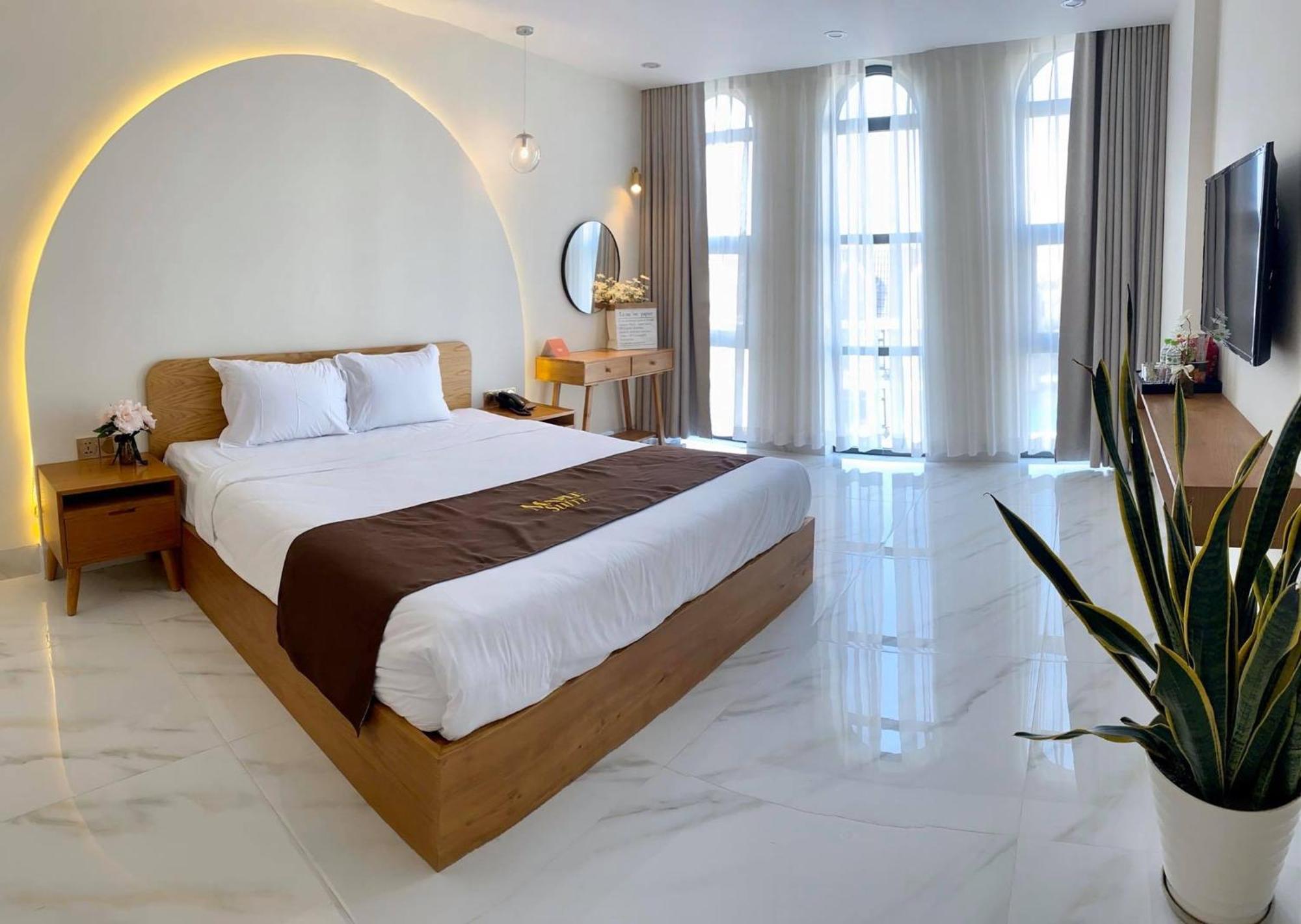 Maple Suite Hotel & Apartment Da Nang Esterno foto
