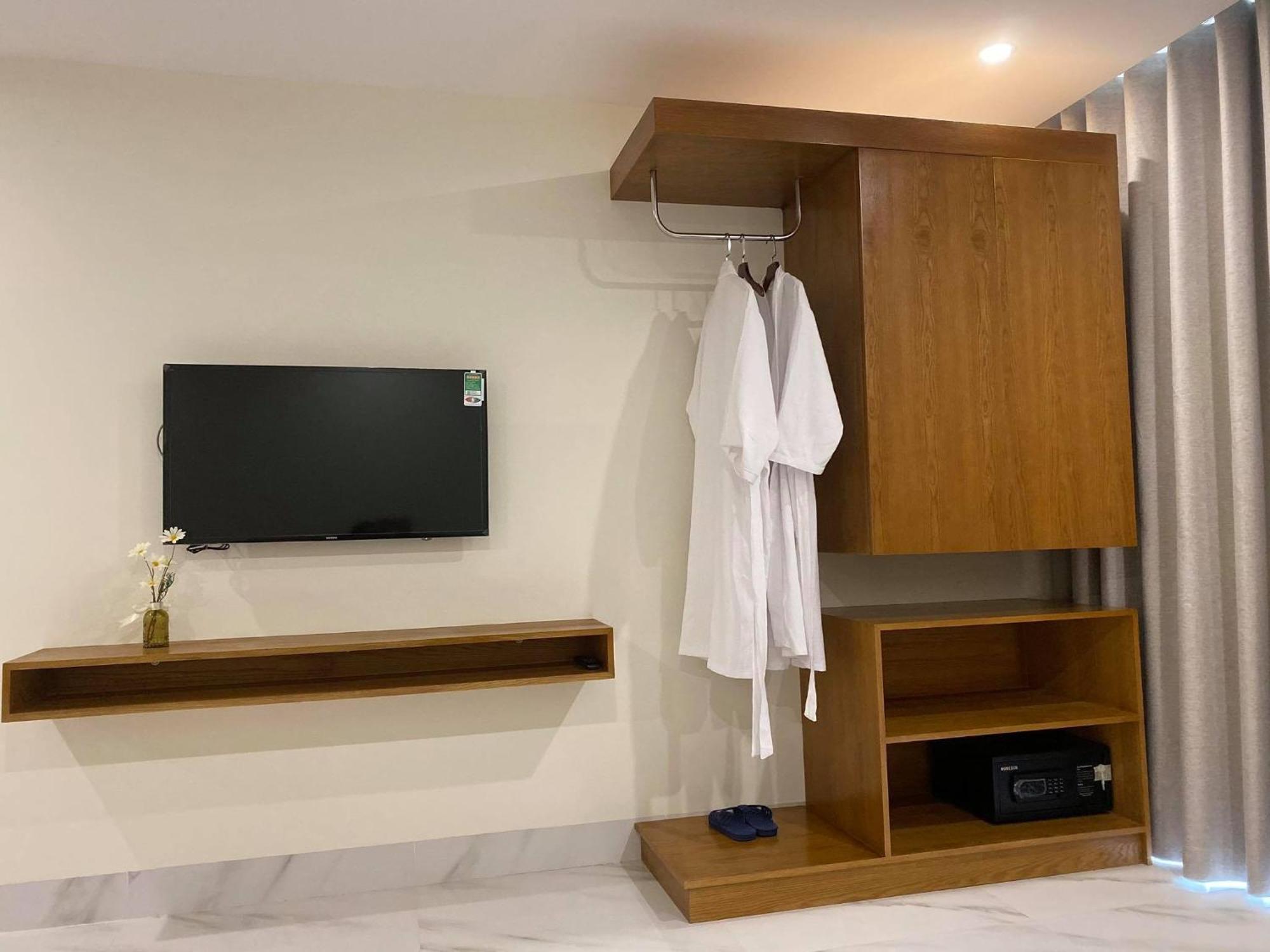 Maple Suite Hotel & Apartment Da Nang Esterno foto